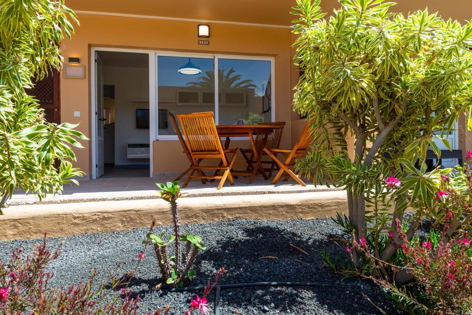 Casa Lucien - Newly Refurbished Apartment With Swimming Pool - Ideal For Couples Corralejo Exteriör bild