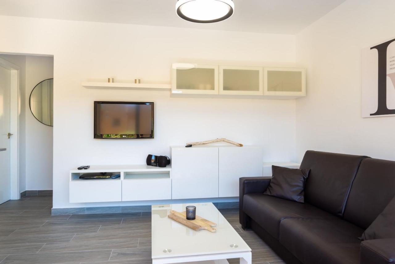 Casa Lucien - Newly Refurbished Apartment With Swimming Pool - Ideal For Couples Corralejo Exteriör bild